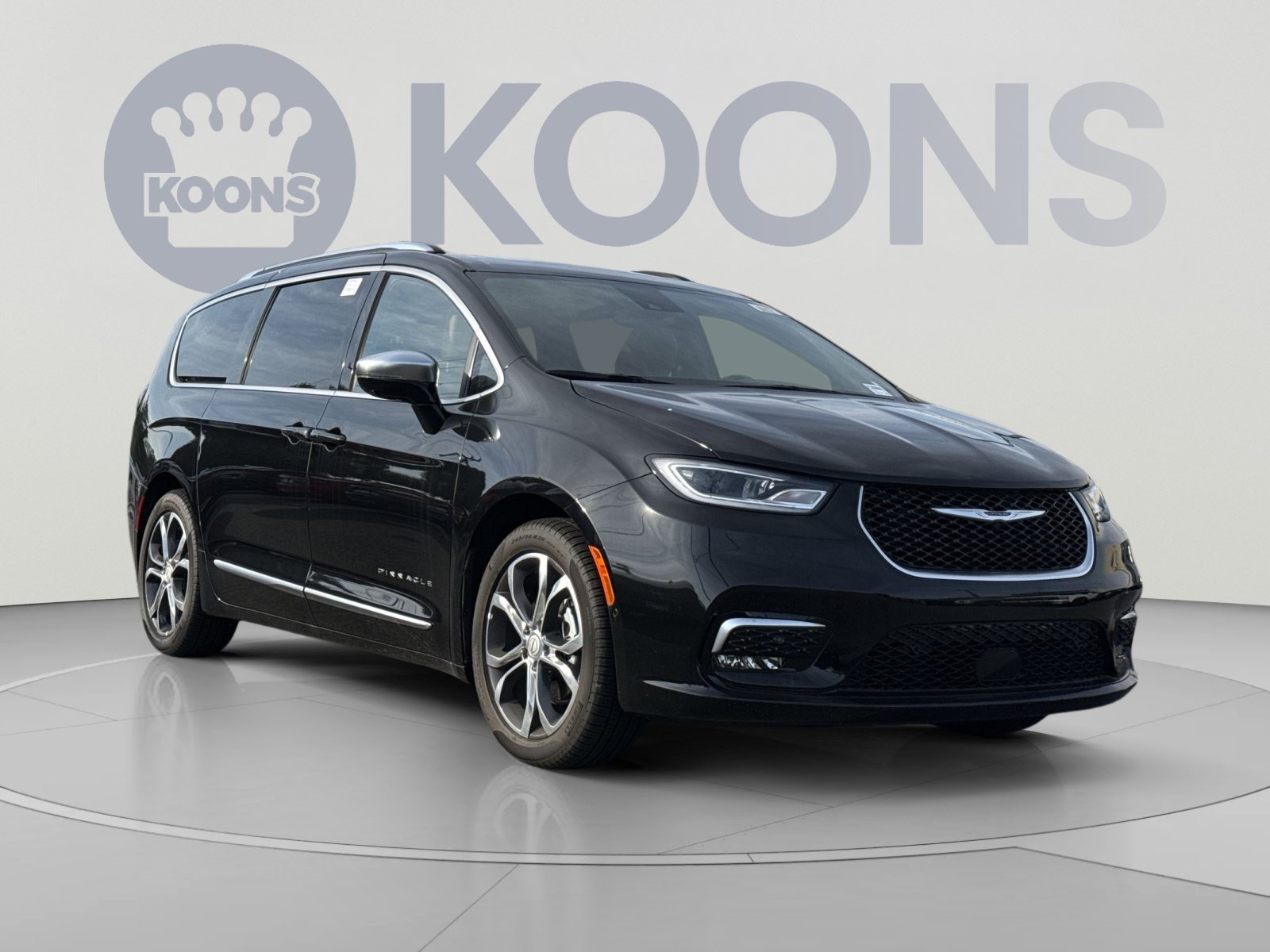 Used 2026 Chrysler Pacifica Pinnacle FWD image 10