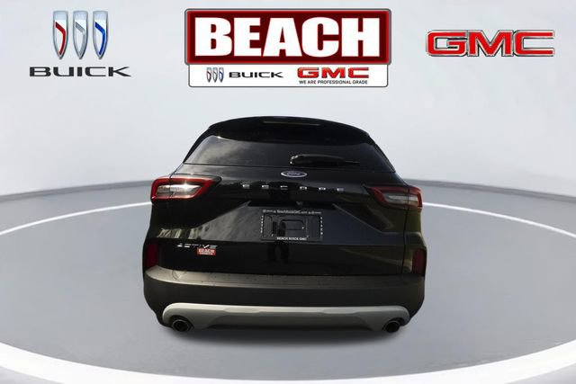 Used 2023 Ford Escape Active FWD image 4