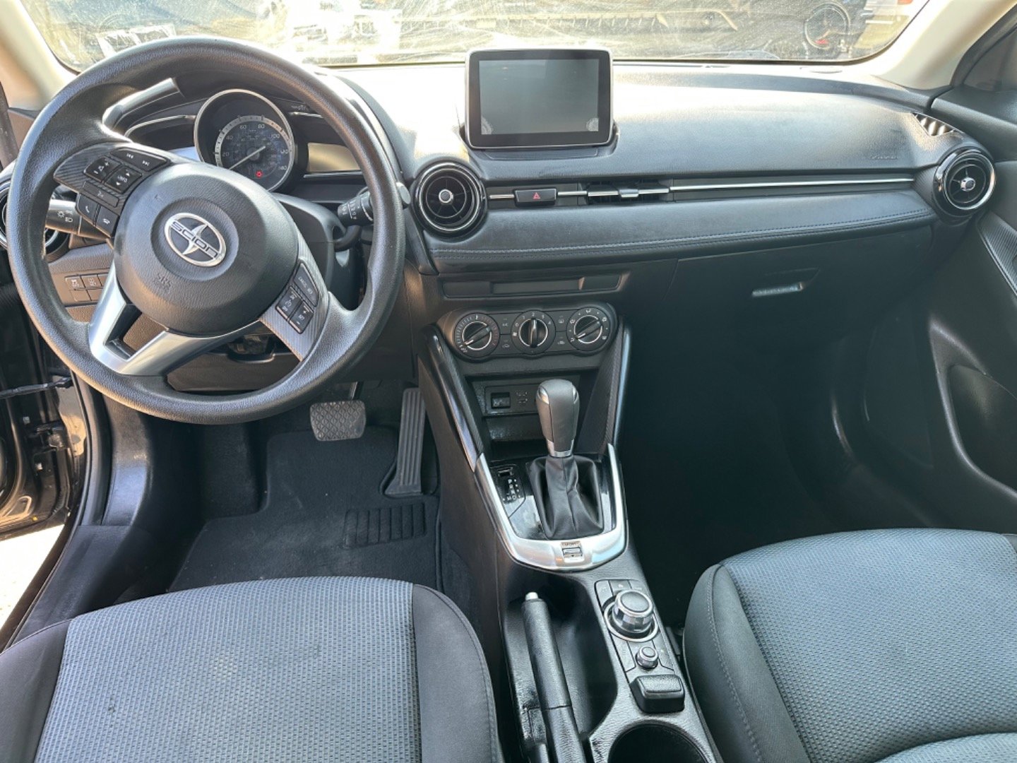 Used 2016 Scion iA image 7