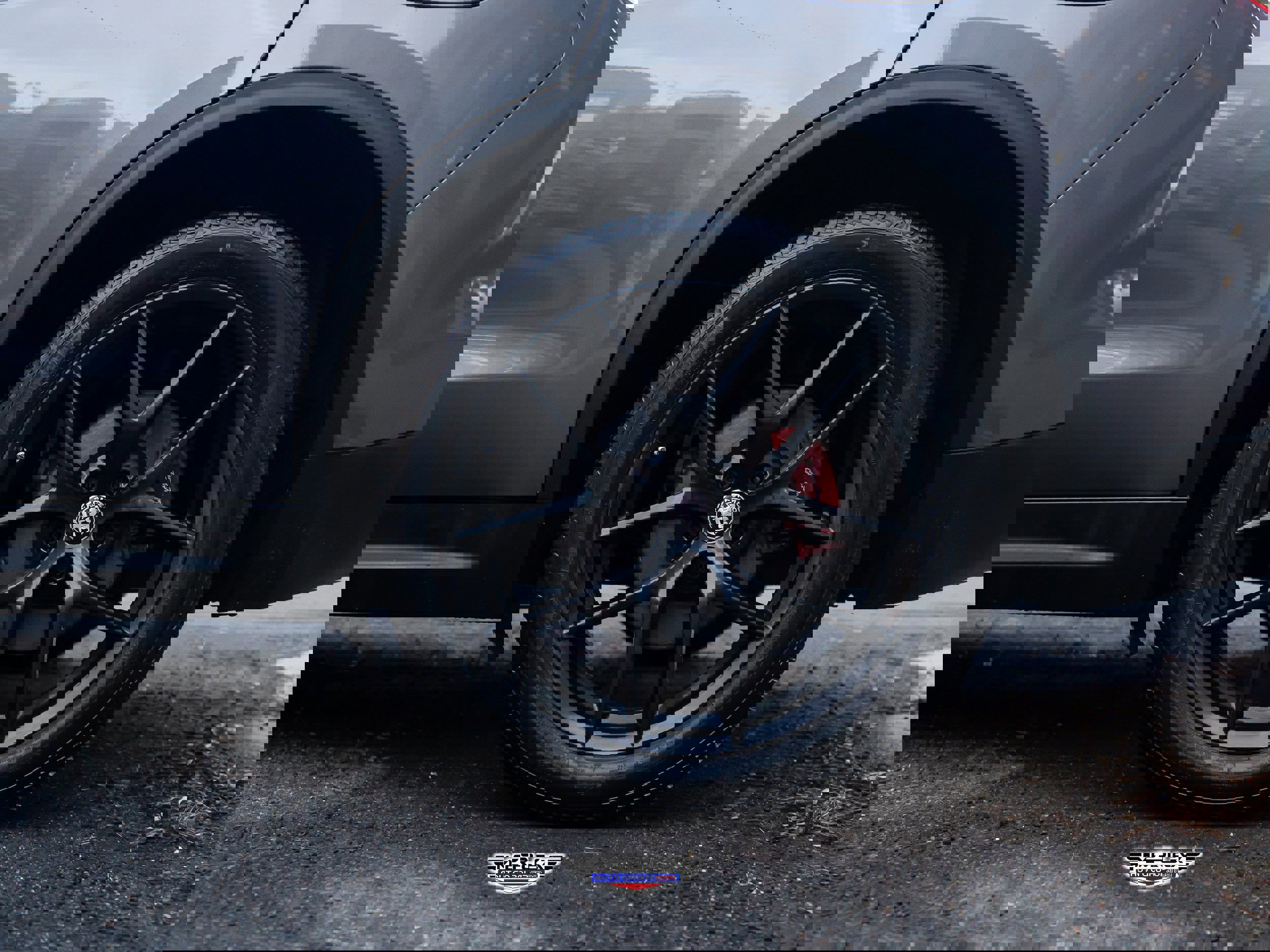 Used 2019 Alfa Romeo Stelvio Ti Sport w/ Quick Order Package 22S Sport image 12