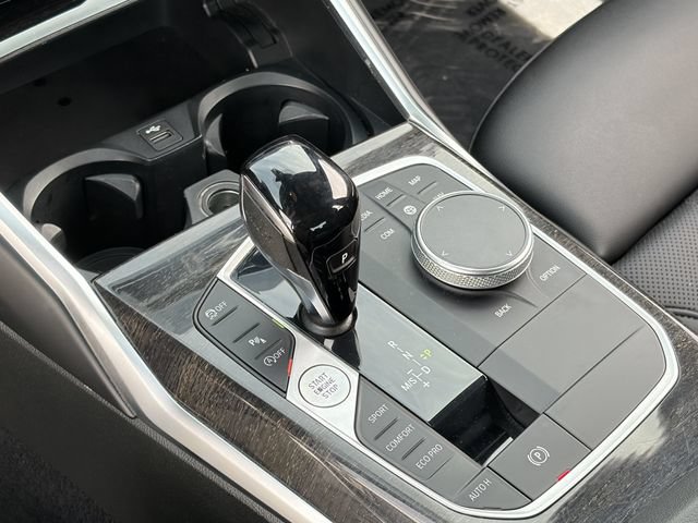 Certified 2022 BMW 330i Sedan w/ Driving Assistance Package RWD image 32