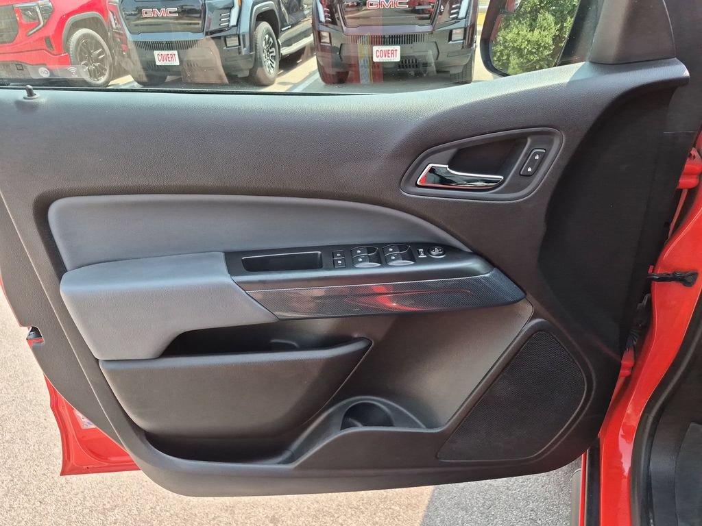 Used 2019 Chevrolet Colorado Z71 RWD image 18
