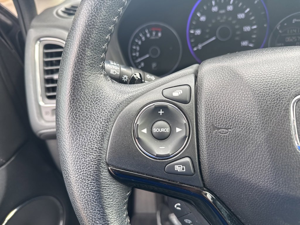 Used 2017 Honda HR-V EX-L image 12