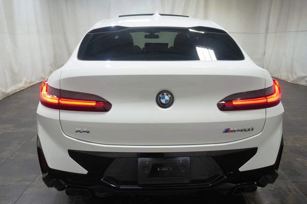 Used 2025 BMW X4 M40i image 4