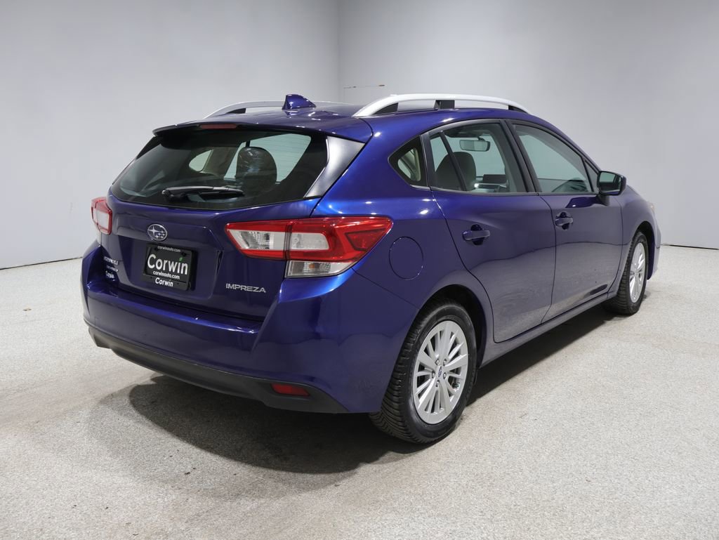Used 2018 Subaru Impreza 2.0i Premium w/ Popular Package #2 AWD/4WD image 2
