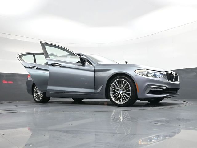 Used 2017 BMW 540i image 46