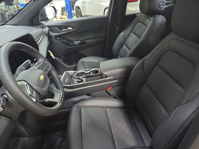 New 2026 Chevrolet Equinox LT w/ Convenience Package II image 16