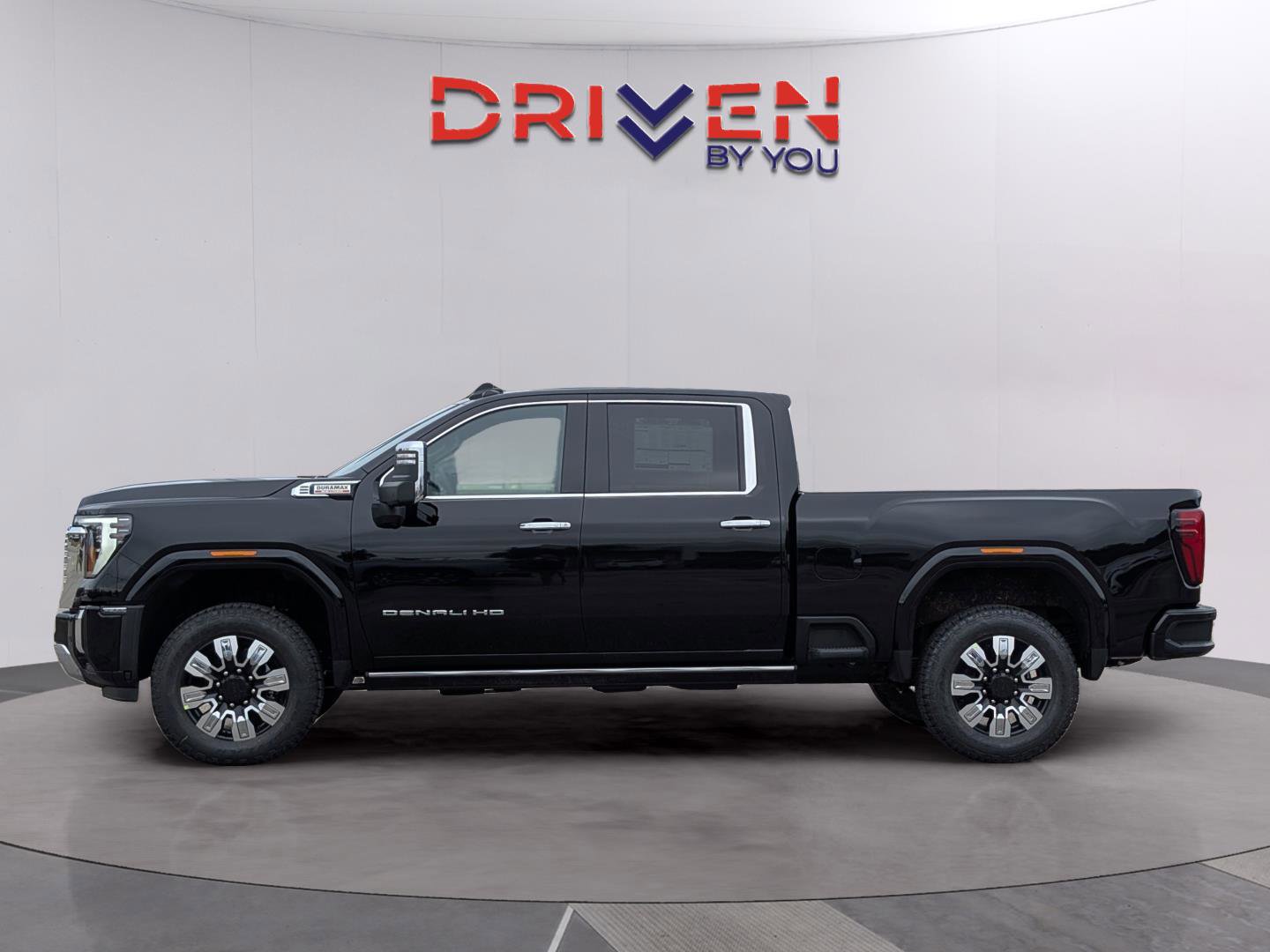 New 2026 GMC Sierra 2500 Denali w/ Denali Reserve Package image 2