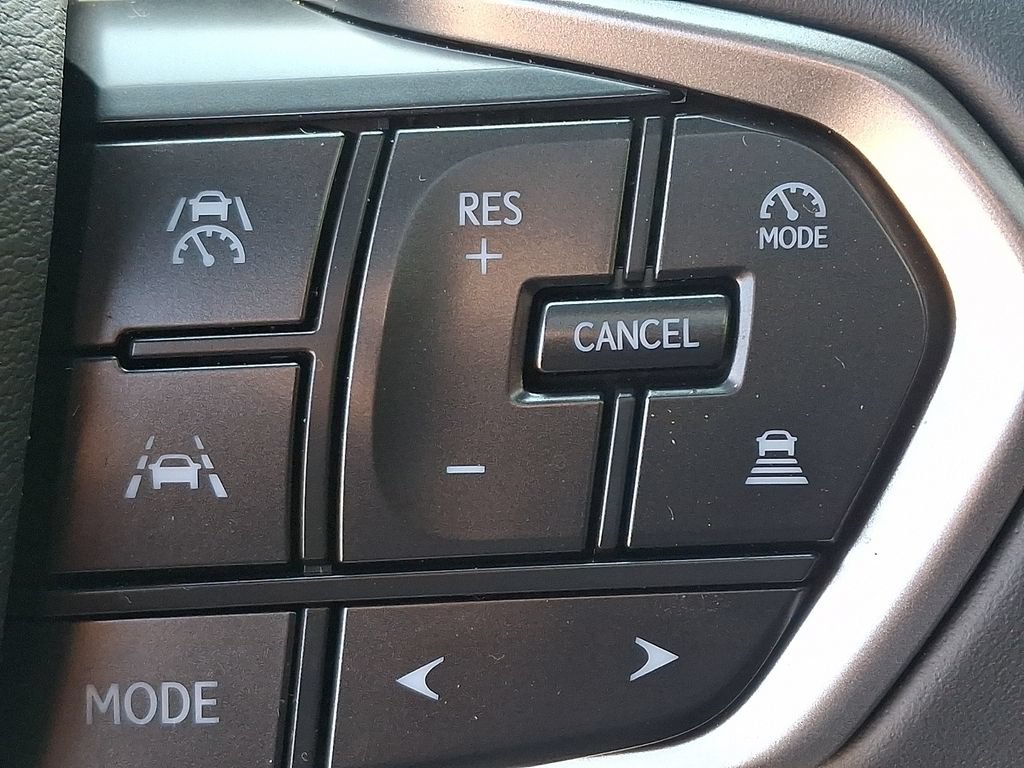Used 2025 Lexus RX 350 Premium w/ Accessory Package AWD/4WD image 23