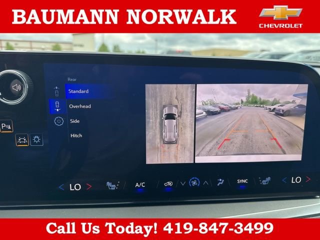 New 2025 Chevrolet Traverse LT w/ Enhanced Driving Package FWD image 24