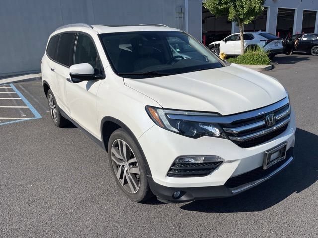 Used 2016 Honda Pilot Touring image 3