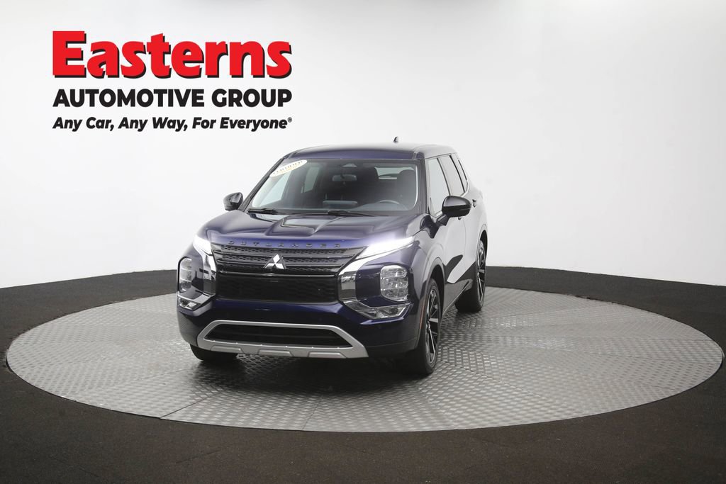 Used 2022 Mitsubishi Outlander SE AWD/4WD image 43