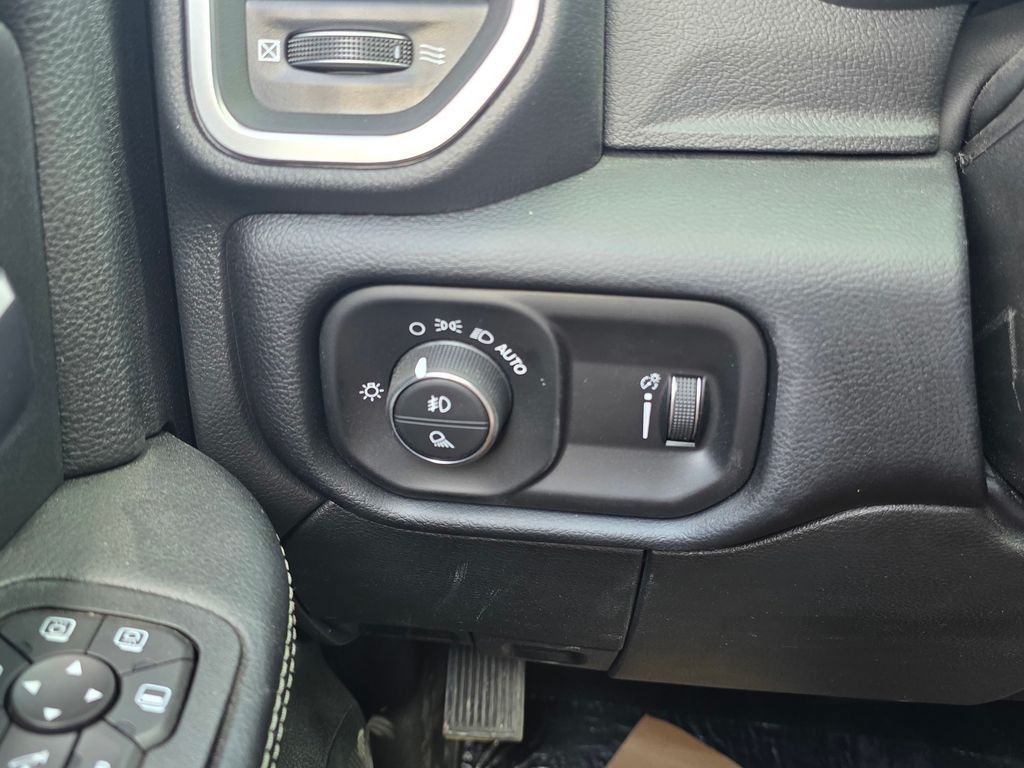 New 2026 RAM 2500 Big Horn AWD/4WD image 22