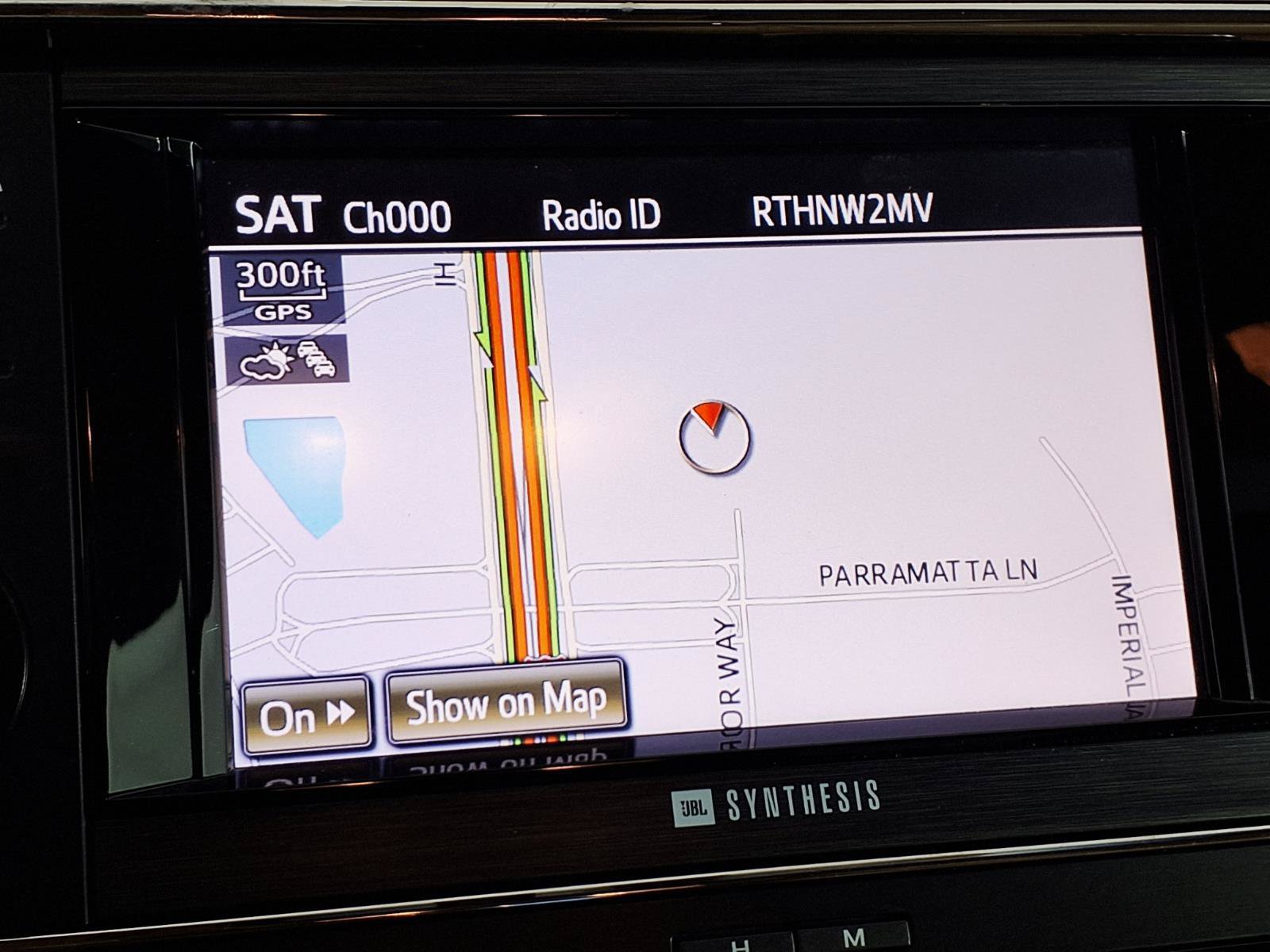 Used 2013 Toyota Avalon Limited FWD image 24