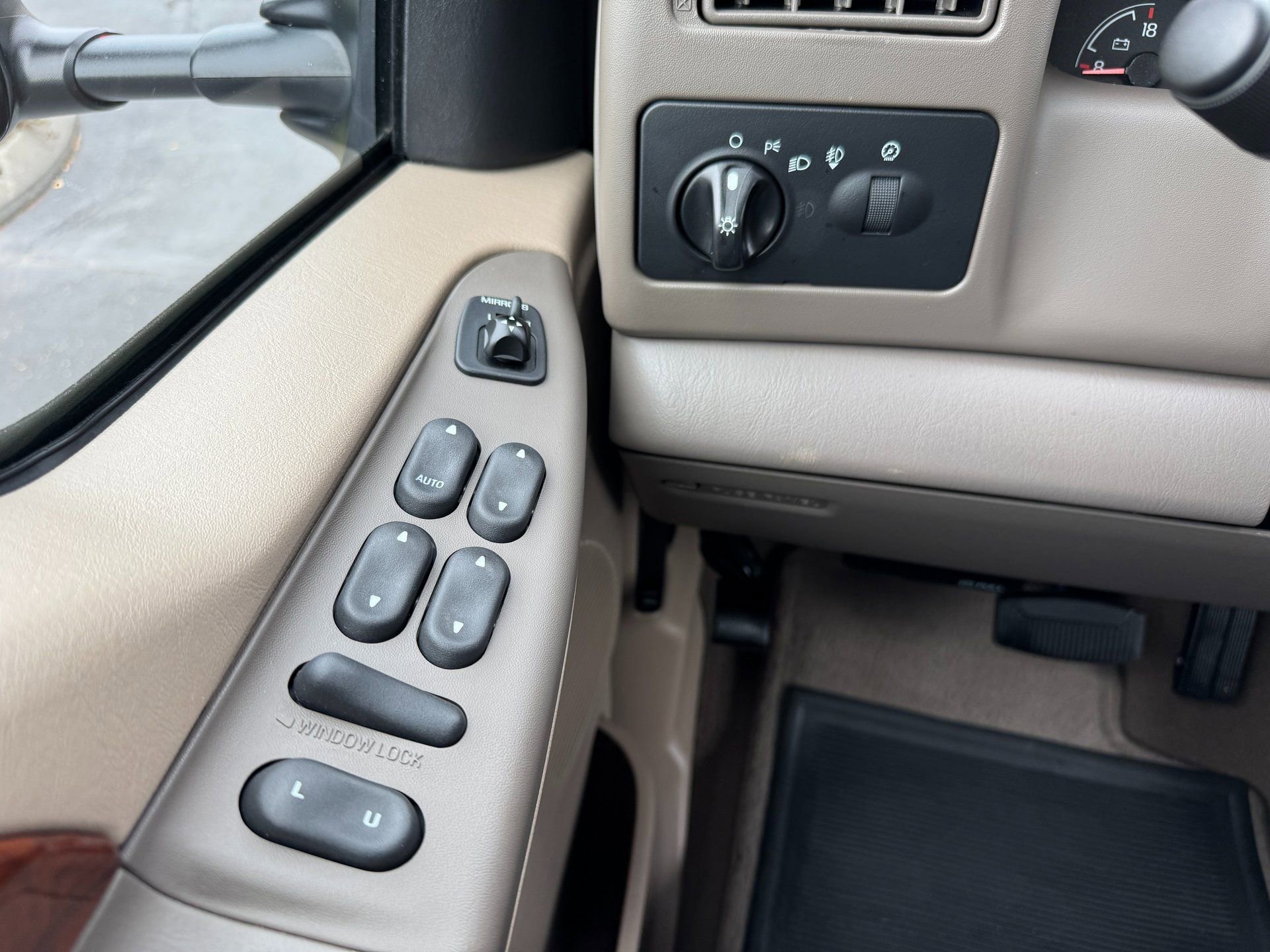 Used 2001 Ford F350 Lariat AWD/4WD image 81