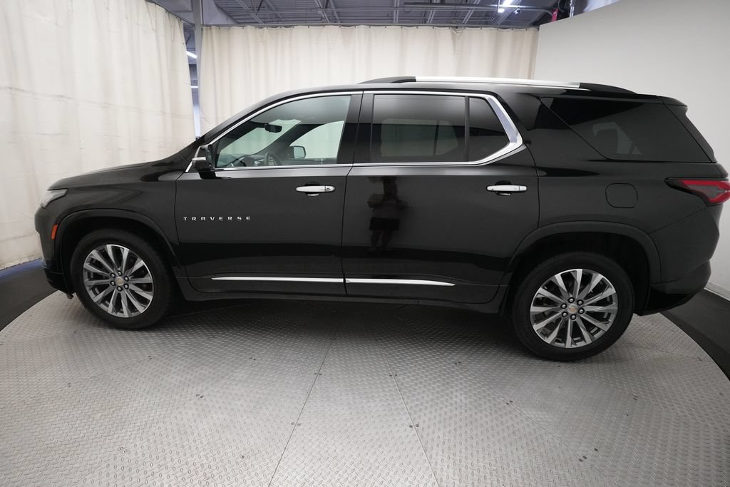 Used 2023 Chevrolet Traverse Premier AWD/4WD image 25