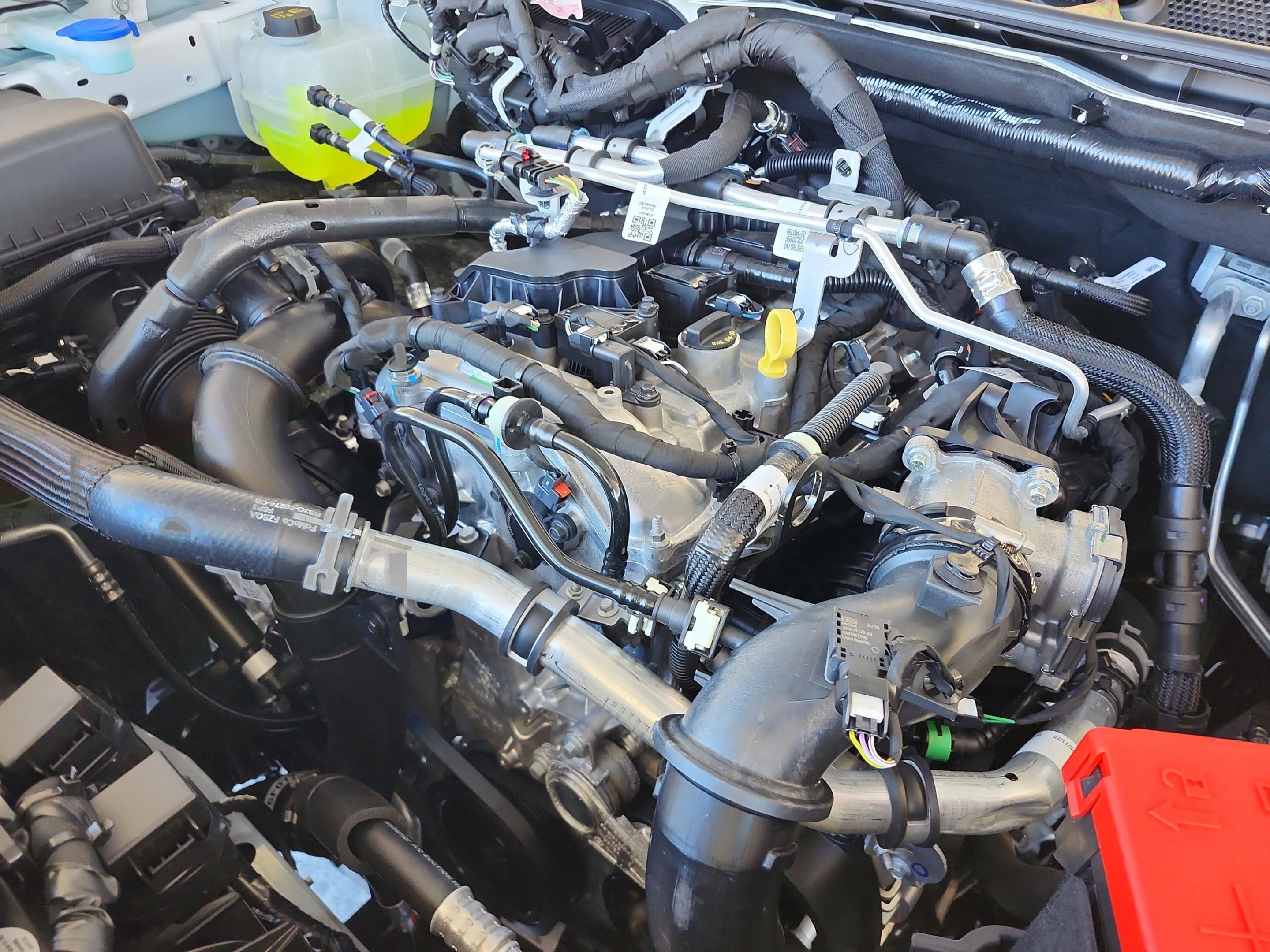 New 2025 Ford Ranger XLT w/ Equipment Group 301A High image 23