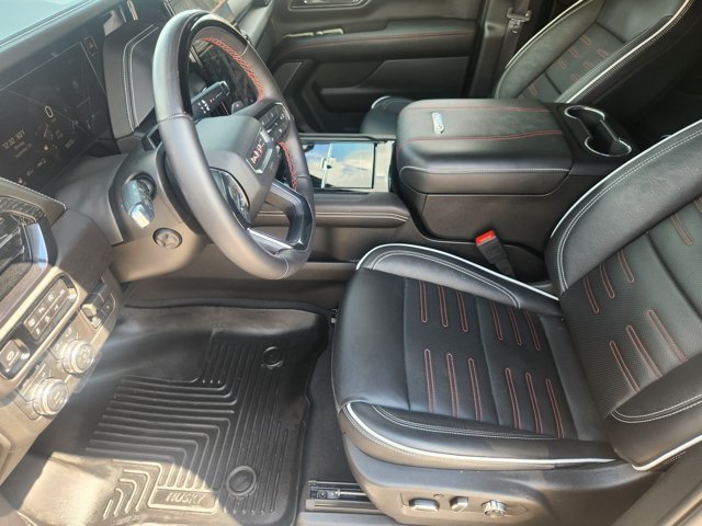 Used 2025 GMC Yukon AT4 Ultimate AWD/4WD image 12