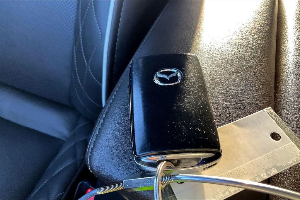 Used 2023 MAZDA CX-9 Signature image 12