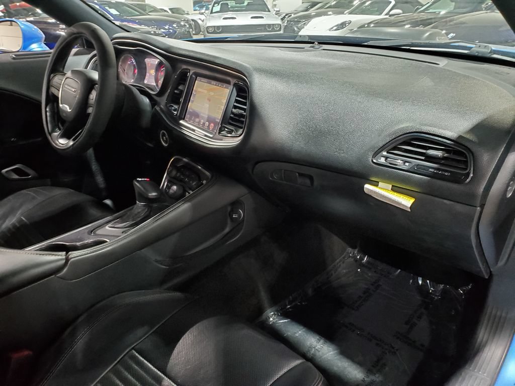 Used 2015 Dodge Challenger R/T Plus RWD image 15