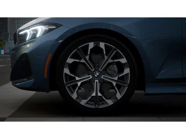 Used 2026 BMW 330i Sedan w/ Premium Package RWD image 7