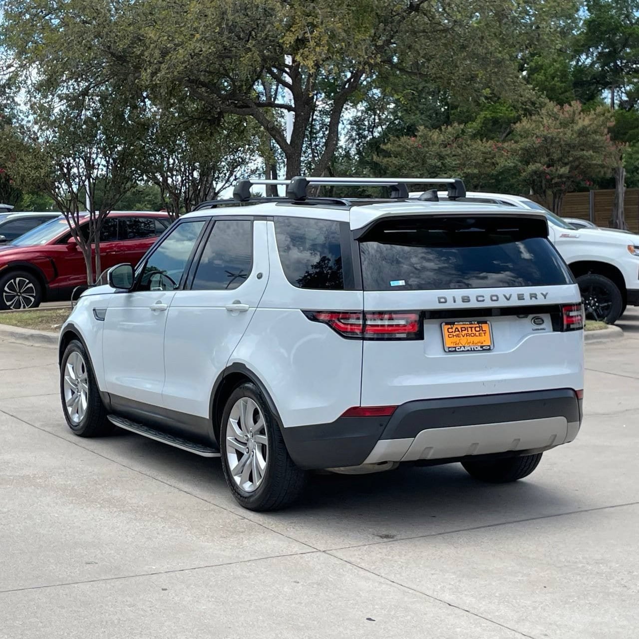 Used 2019 Land Rover Discovery HSE AWD/4WD image 4