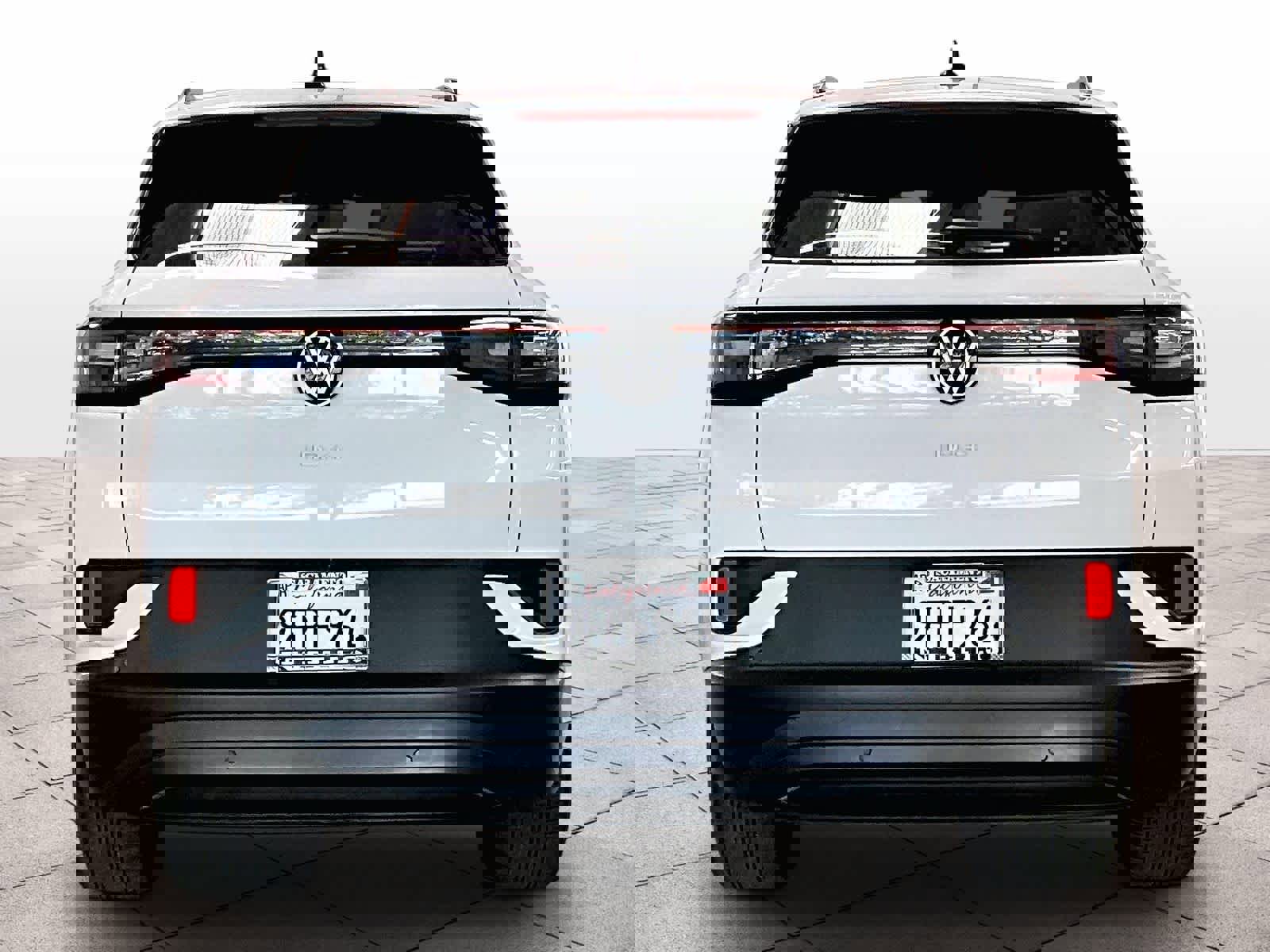 Used 2023 Volkswagen ID.4 Pro image 6