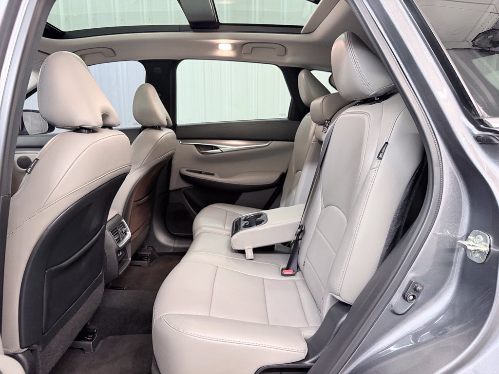 Certified 2023 INFINITI QX50 Luxe FWD image 30