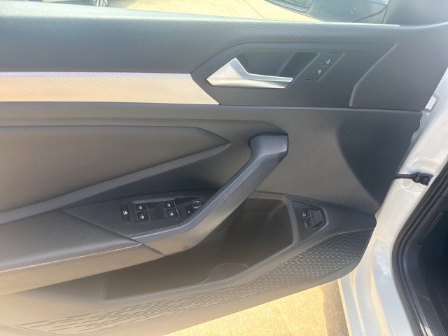 Used 2024 Volkswagen Jetta S image 11