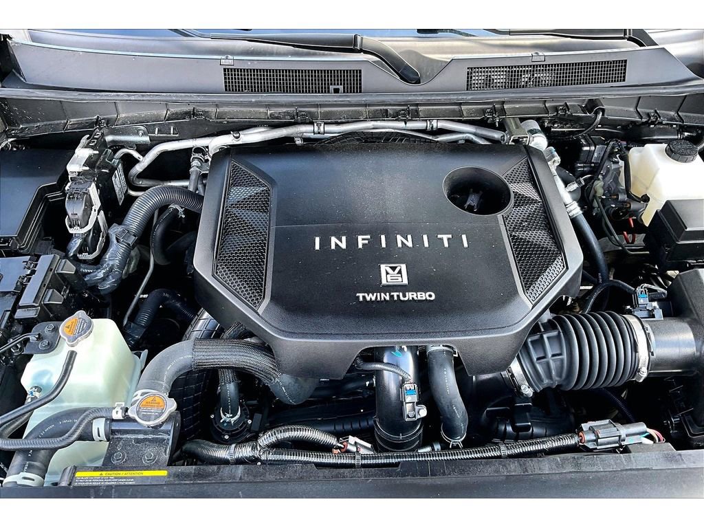 Used 2026 INFINITI QX80 4WD w/ Sport Exterior Package image 11