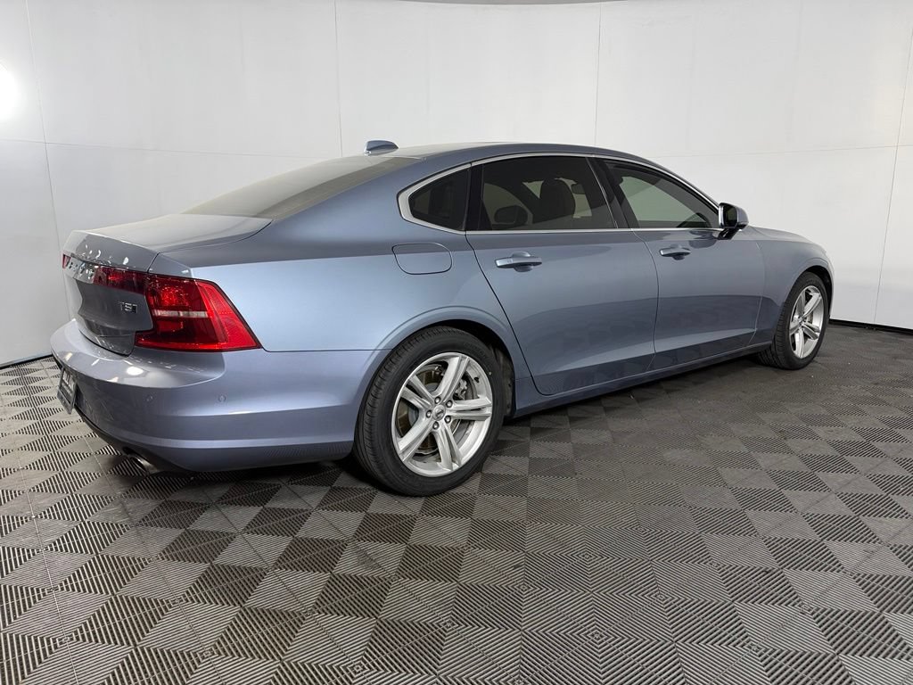 Used 2018 Volvo S90 T5 Momentum w/ Convenience Package AWD/4WD image 7