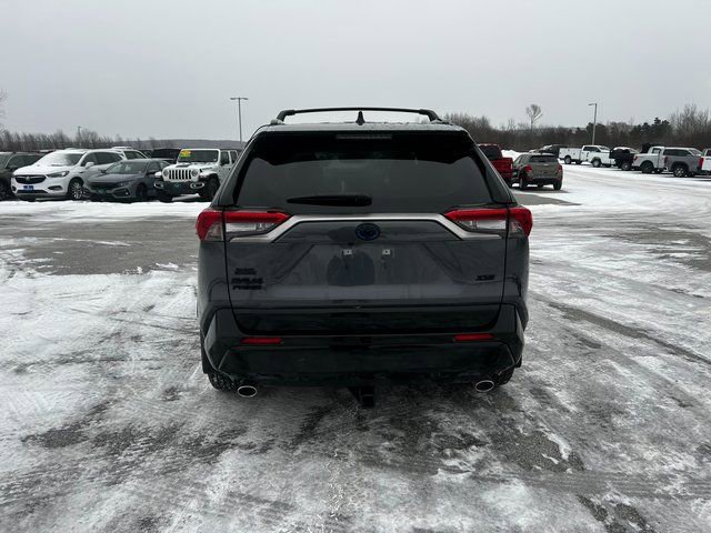 Used 2024 Toyota RAV4 XSE w/ Weather Package image 4