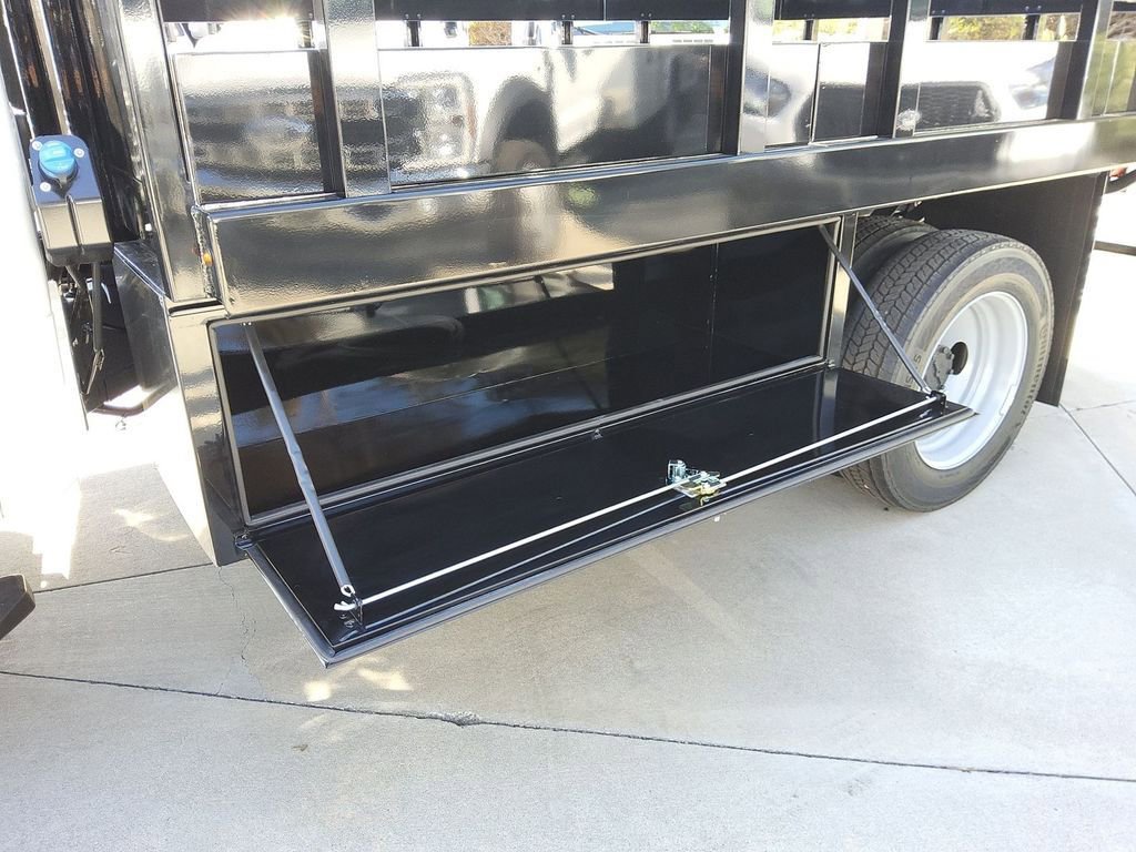 New 2026 Ford F450 XL w/ XL Chrome Package image 15