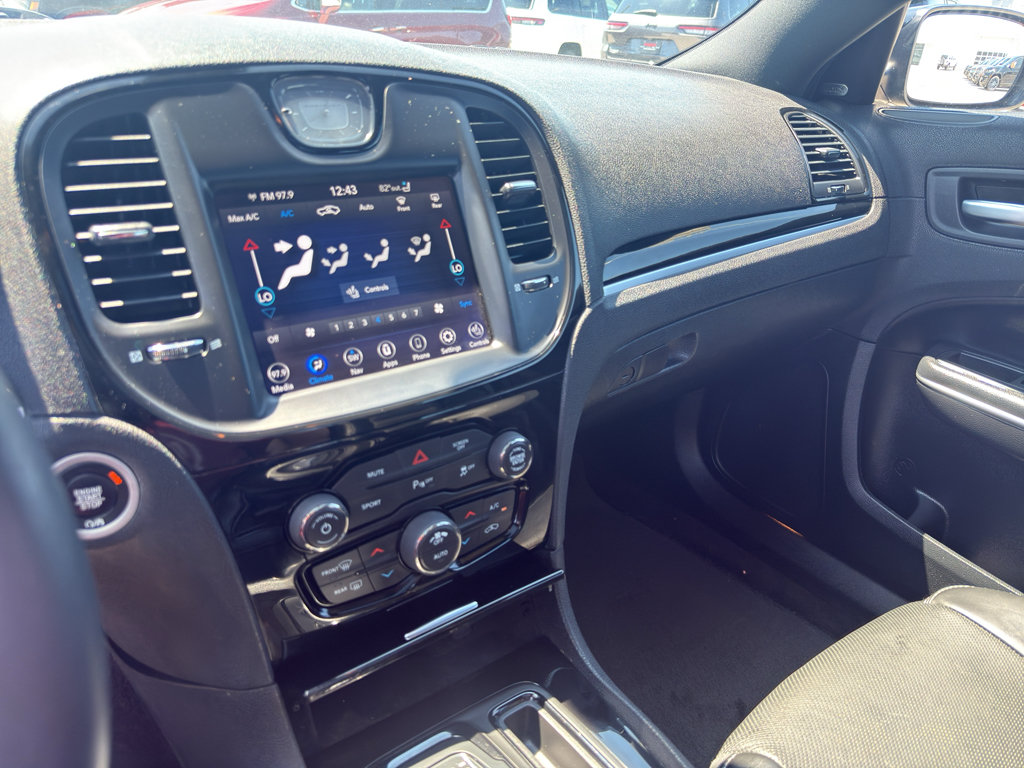 Used 2018 Chrysler 300 S w/ 300S Premium Group AWD/4WD image 22