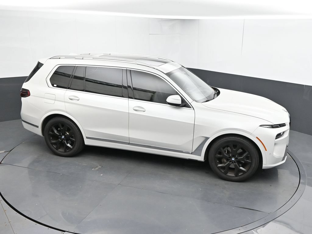 Used 2023 BMW X7 xDrive40i AWD/4WD image 33