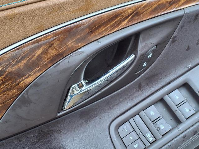 Used 2014 Buick LaCrosse Leather FWD image 16