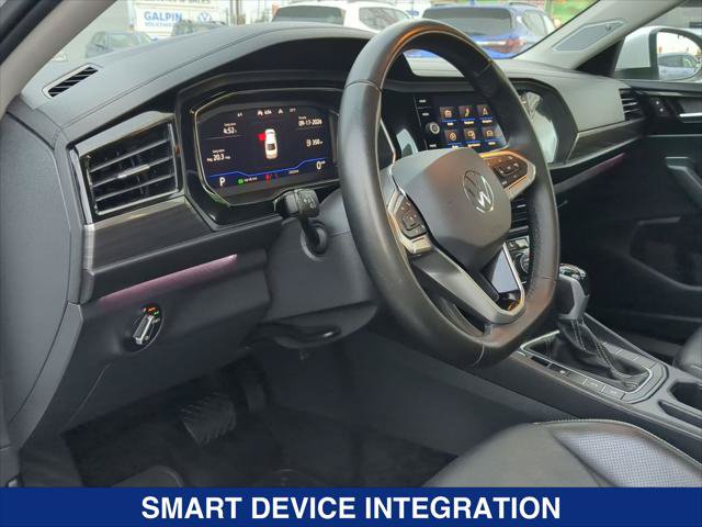Certified 2023 Volkswagen Jetta SEL FWD image 12