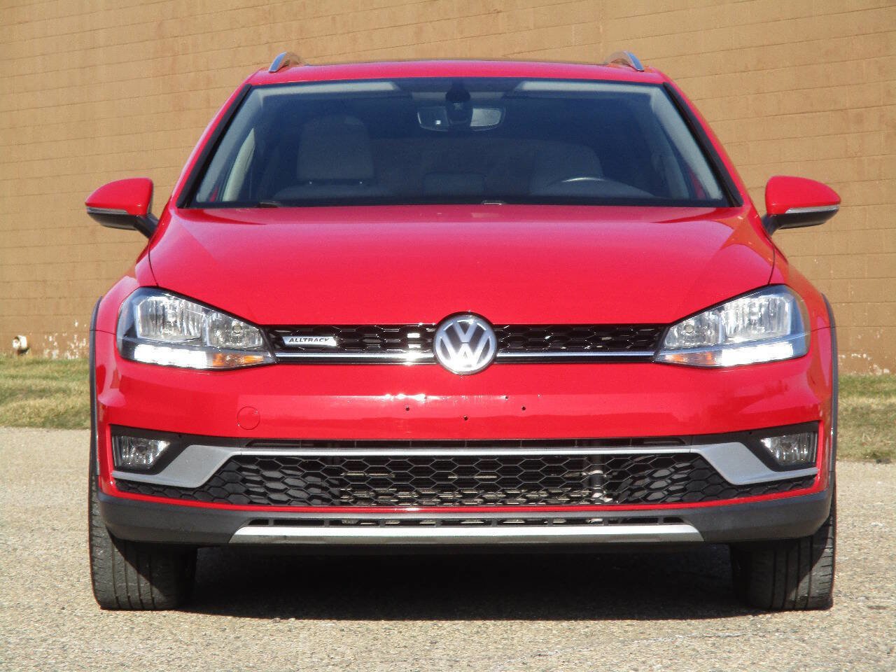 Used 2018 Volkswagen Golf Alltrack SE image 64
