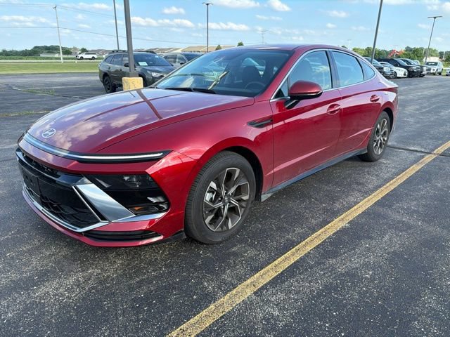 Certified 2025 Hyundai Sonata SEL AWD/4WD image 7