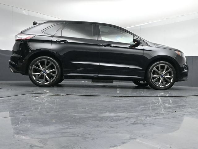 Used 2018 Ford Edge Sport w/ Equipment Group 401A AWD/4WD image 40