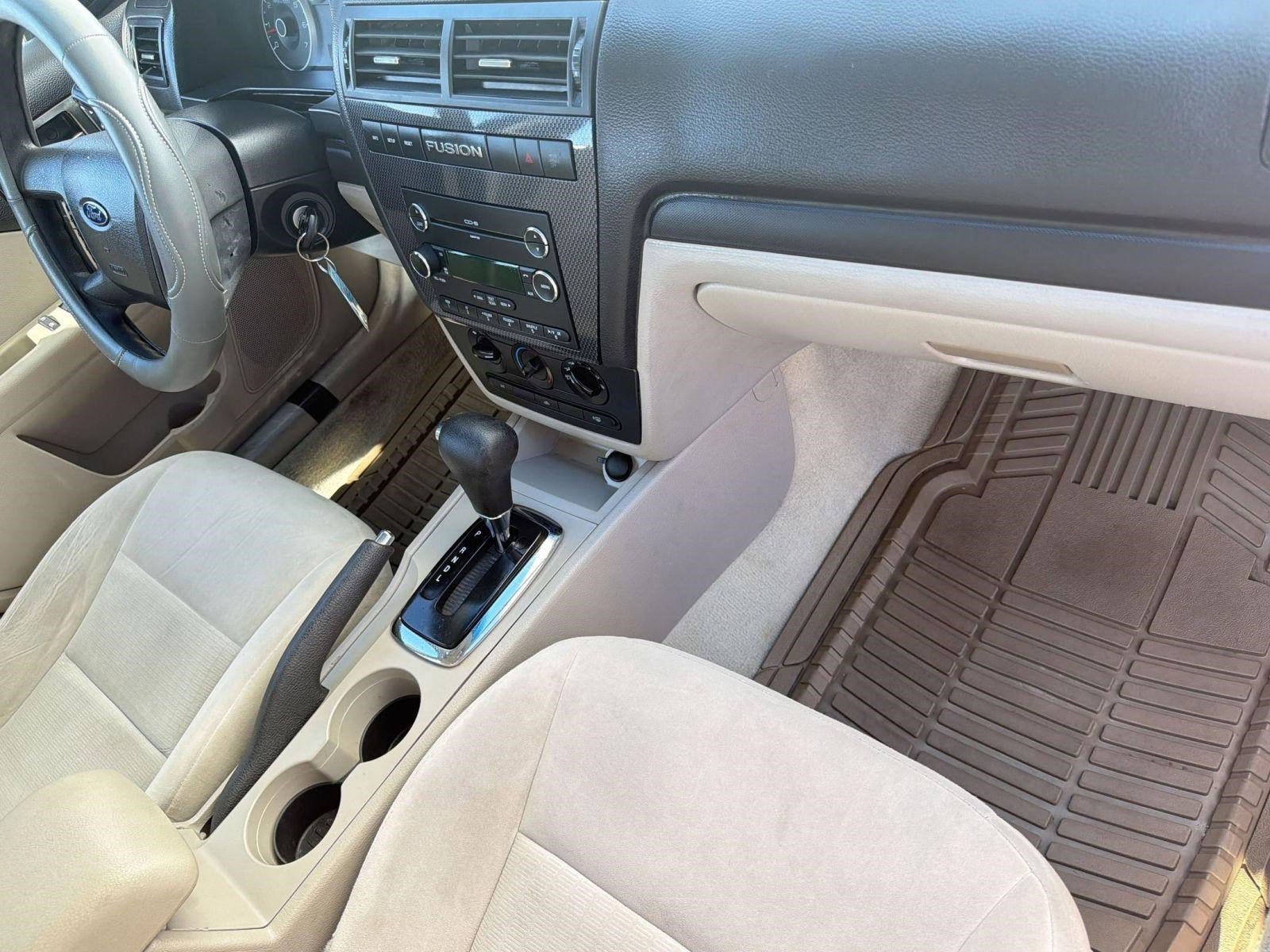 Used 2008 Ford Fusion SE FWD image 32