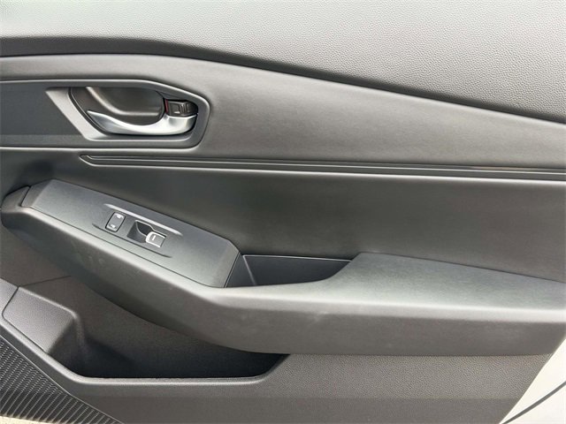 Used 2025 Honda Accord EX-L image 6