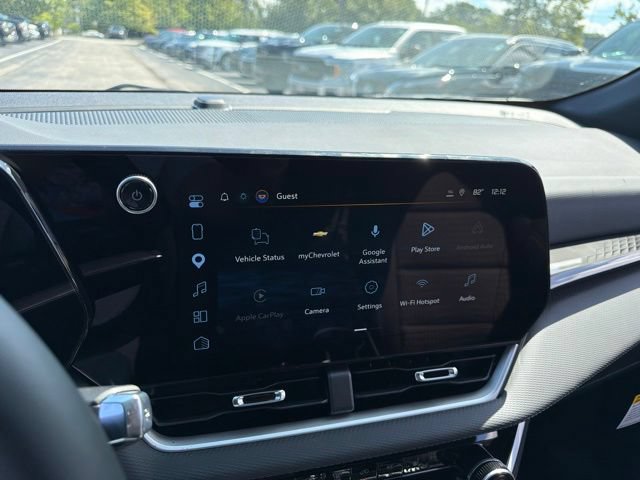 New 2027 Chevrolet Equinox LT w/ LPO, Floor Liner Package FWD image 18