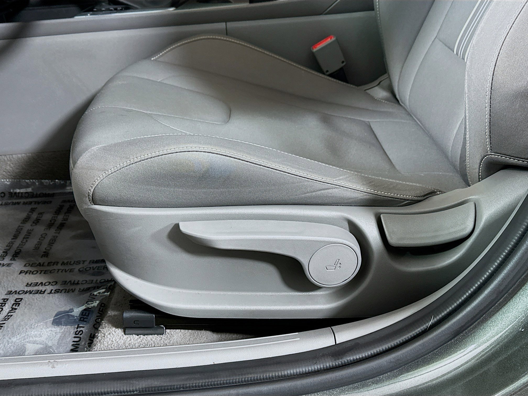 Certified 2024 Hyundai Elantra SEL image 19