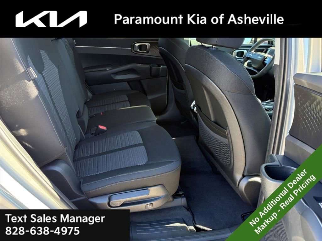 New 2026 Kia Sorento LX image 19
