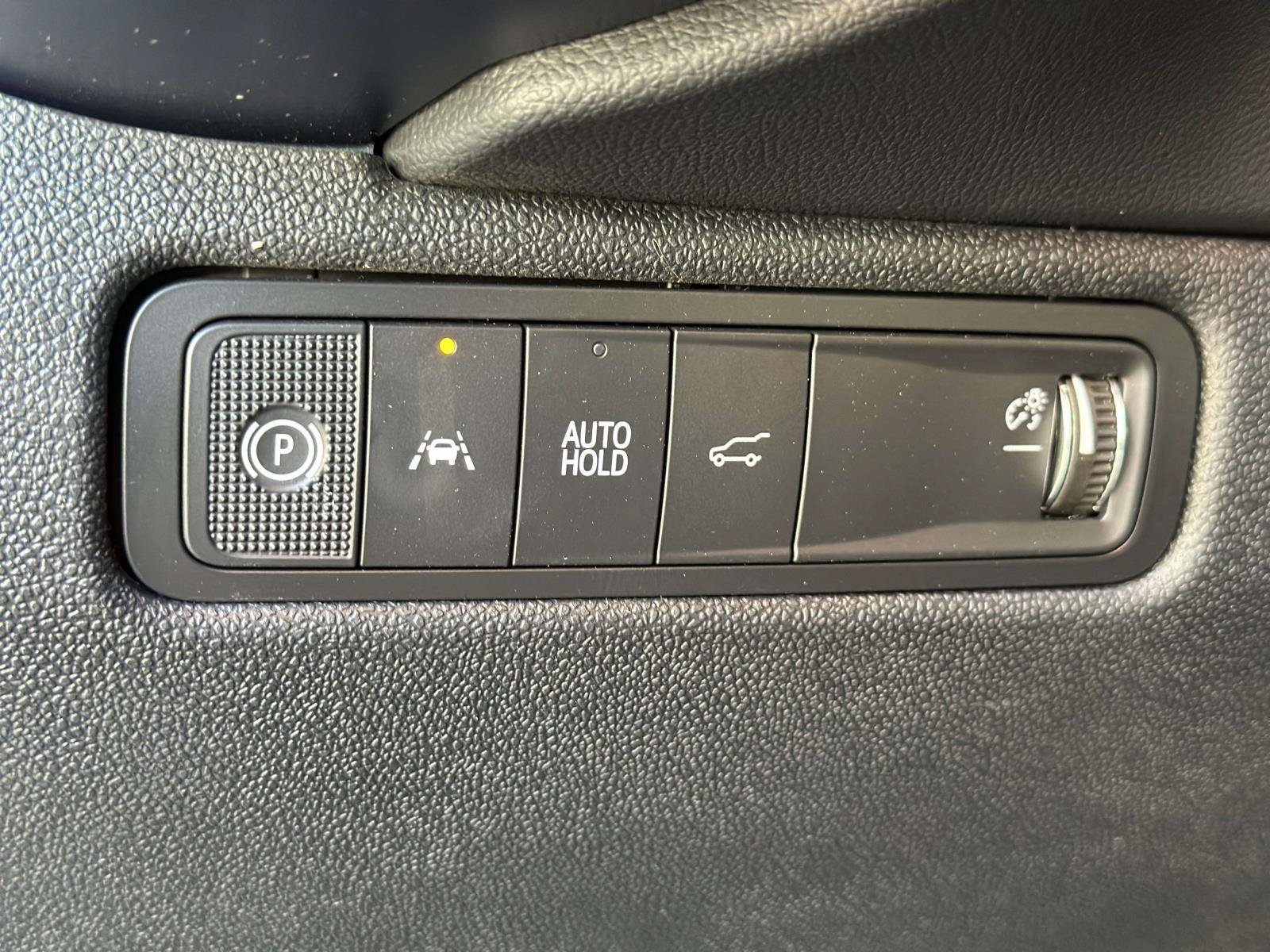 New 2026 Chevrolet Equinox EV LT w/ Active Safety Package 3 AWD/4WD image 17