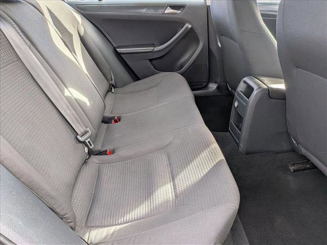 Used 2015 Volkswagen Jetta S image 21