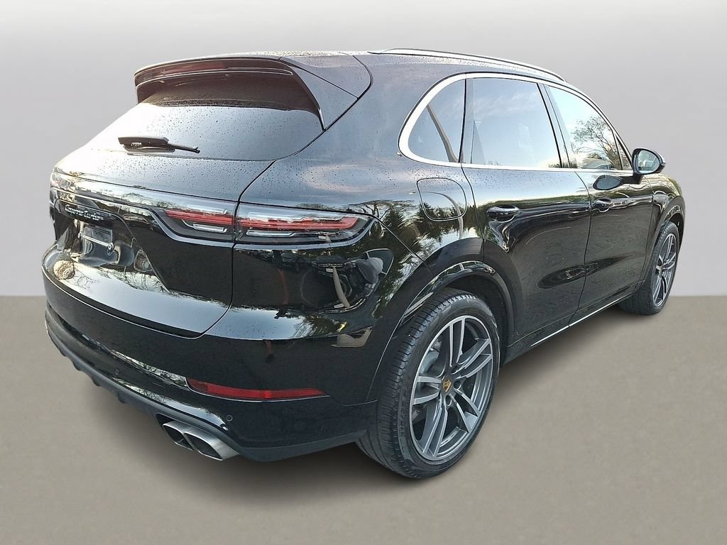Used 2023 Porsche Cayenne Turbo AWD/4WD image 4