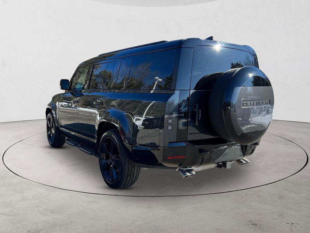 New 2026 Land Rover Defender 130 V8 image 3