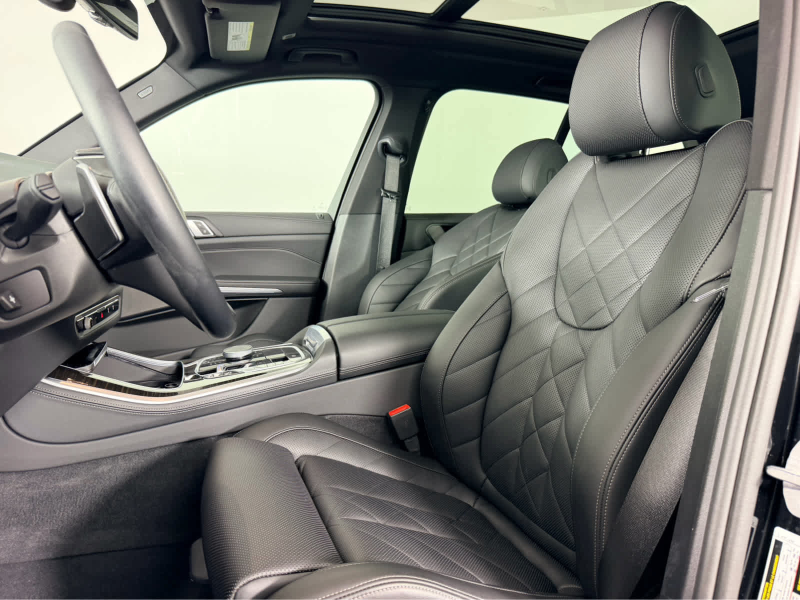 Used 2024 BMW X5 xDrive40i w/ Premium Package AWD/4WD image 10
